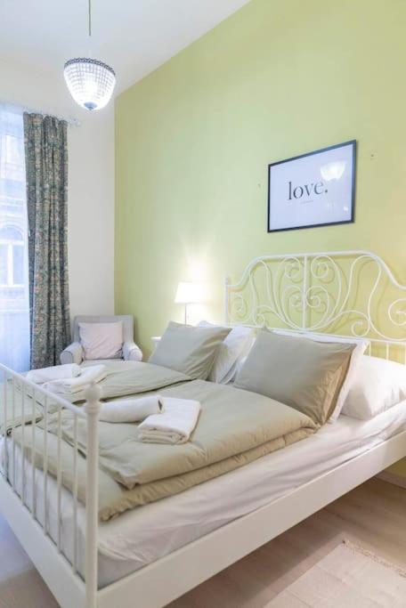 Sweet Relax House Apartment Будапеща Екстериор снимка